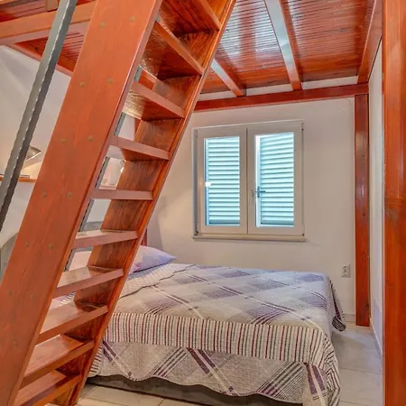 House Luiza Tatil Evi